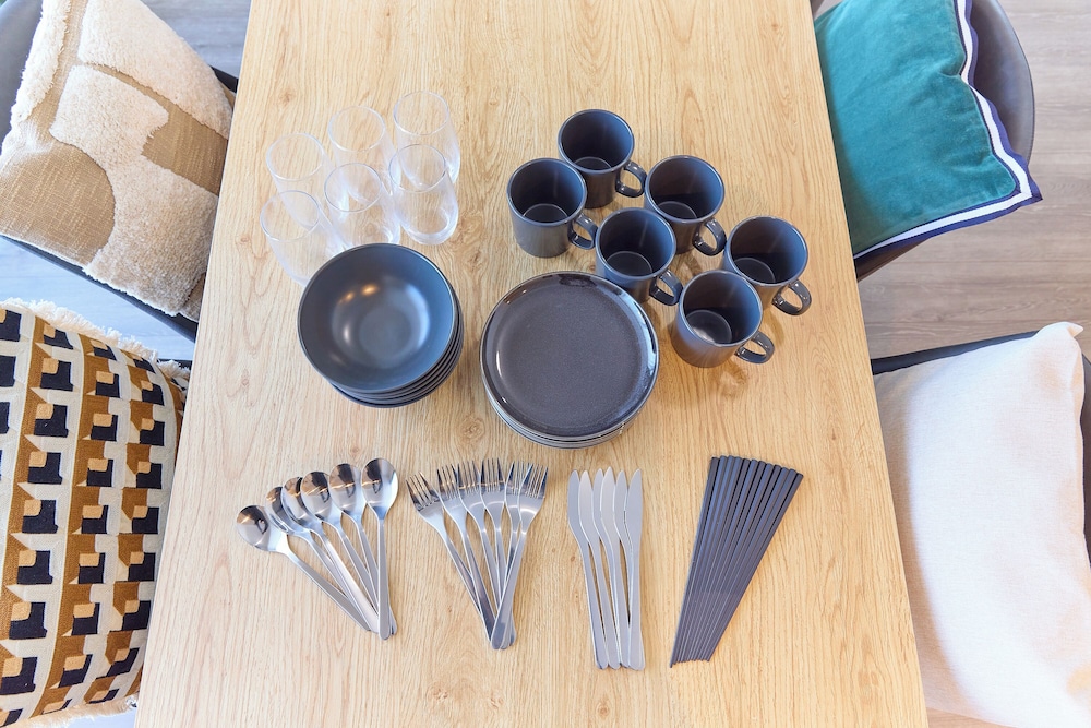 アパートメント 禁煙 (601/6ppl) 専用キッチン1 | VORT 山吹町レジデンス