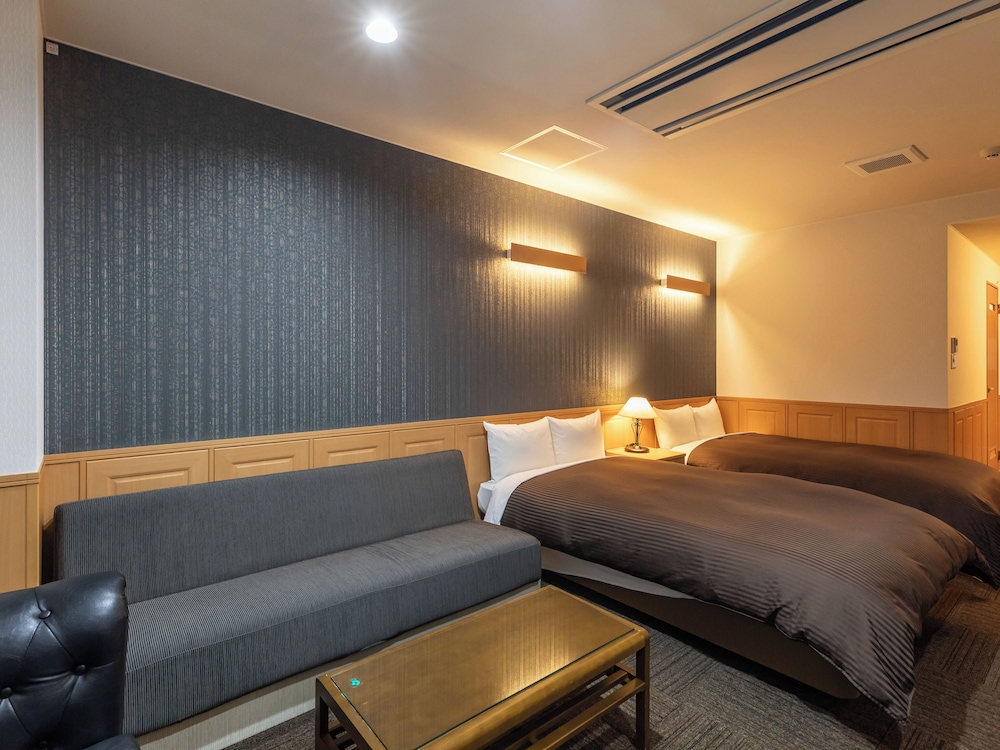 デラックス ツインルーム 禁煙 客室4 | 阿波池田駅前ホテルイレブン