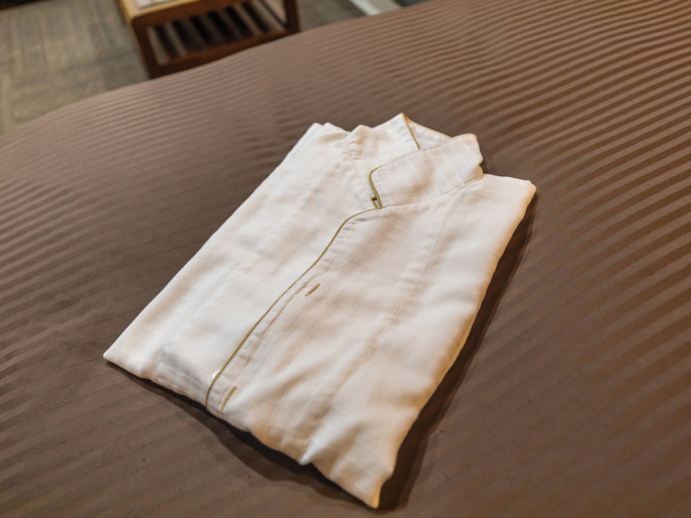 デラックス ツインルーム 禁煙 客室7 | 阿波池田駅前ホテルイレブン