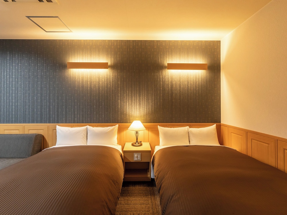 デラックス ツインルーム 禁煙 客室5 | 阿波池田駅前ホテルイレブン