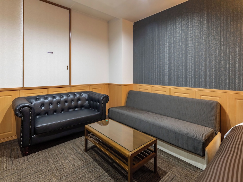 デラックス ツインルーム 禁煙 客室3 | 阿波池田駅前ホテルイレブン