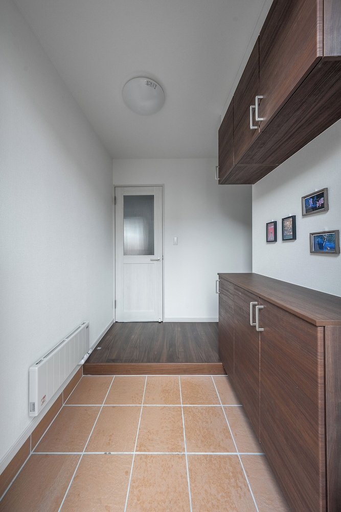 内部エントランス1 | CALM FOREST