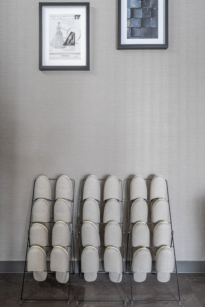 施設の入り口1 | THE LAVENRIDGE