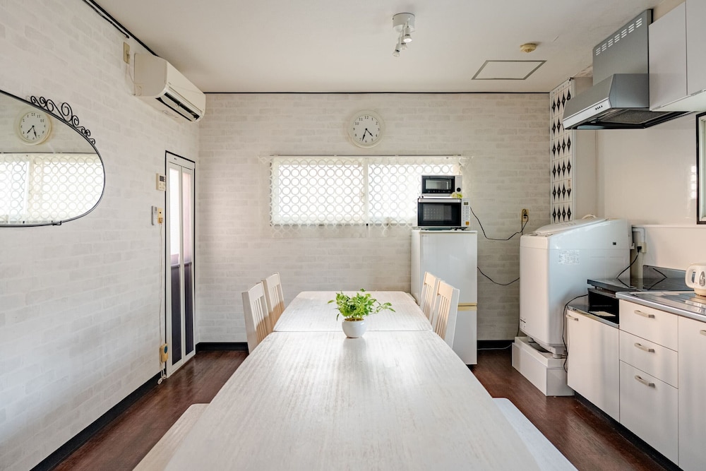 ベーシック アパートメント 禁煙 専用キッチン2 | 大阪築港