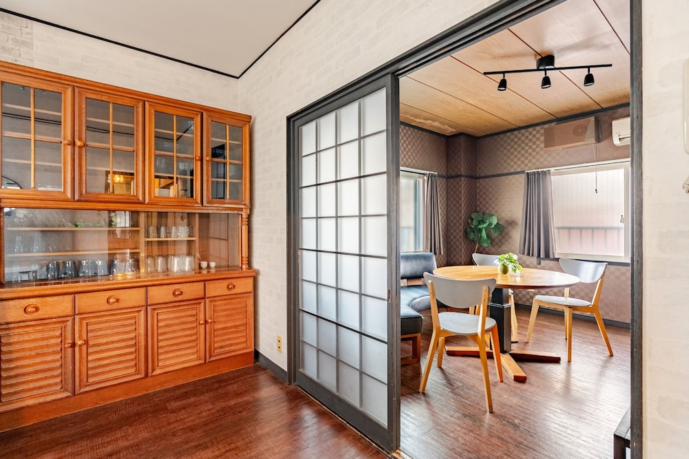 ベーシック アパートメント 禁煙 レストラン1 | 大阪築港