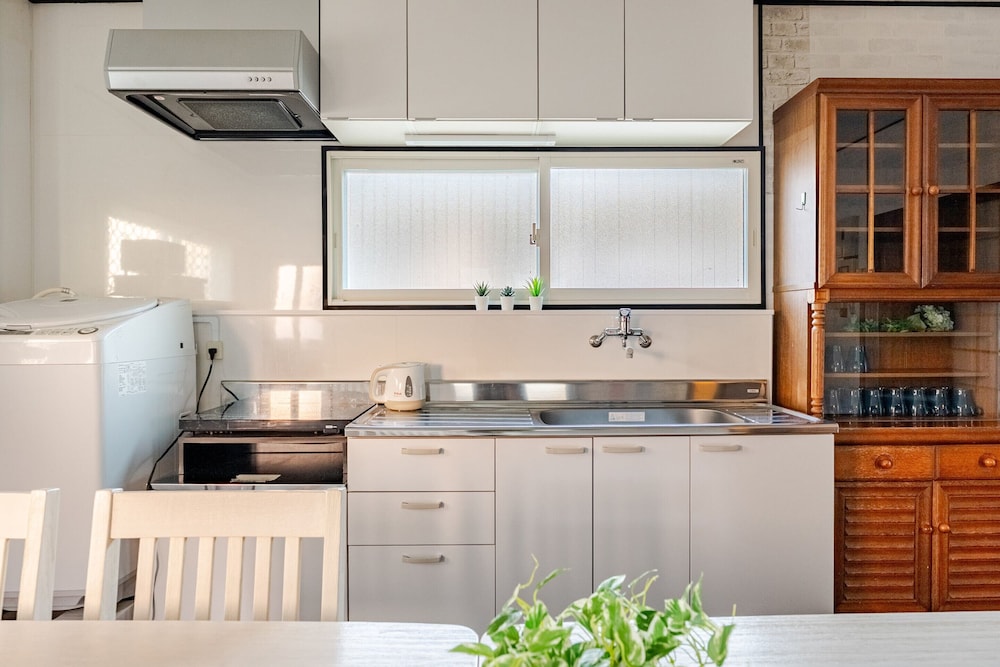 ベーシック アパートメント 禁煙 専用キッチン5 | 大阪築港