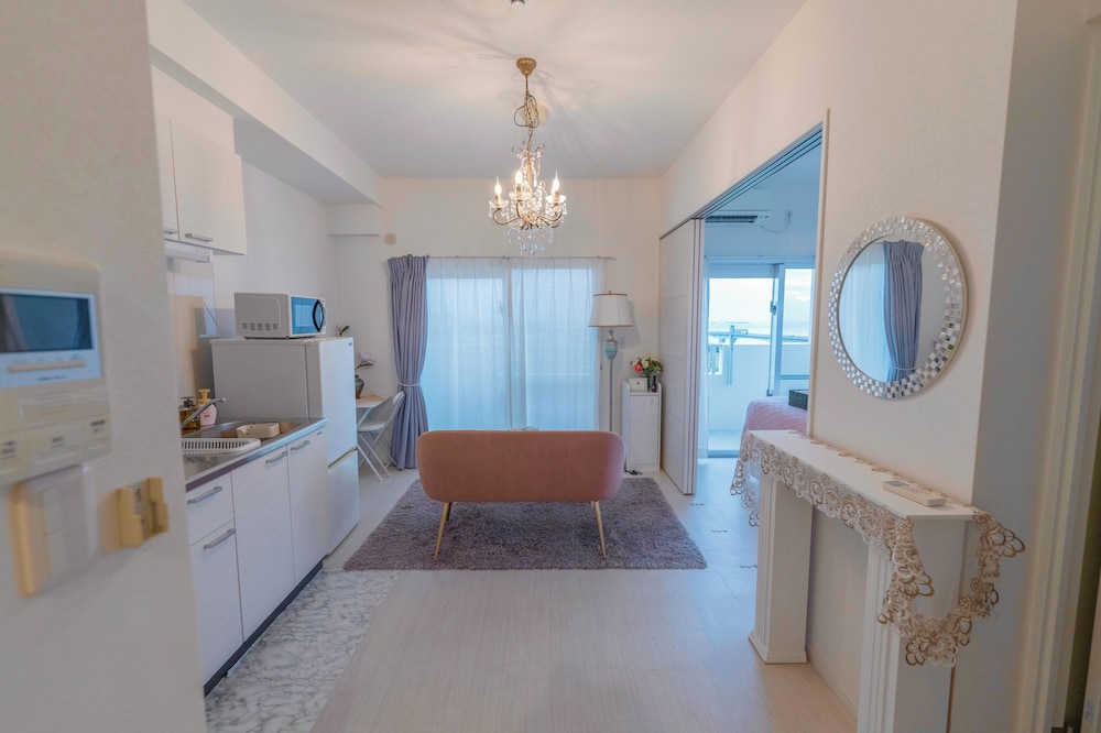 Okinawa SunSea/海が見える2LDK貸切ホテルアパート/那覇空港から車で20分 客室2 | Vent Du Vent