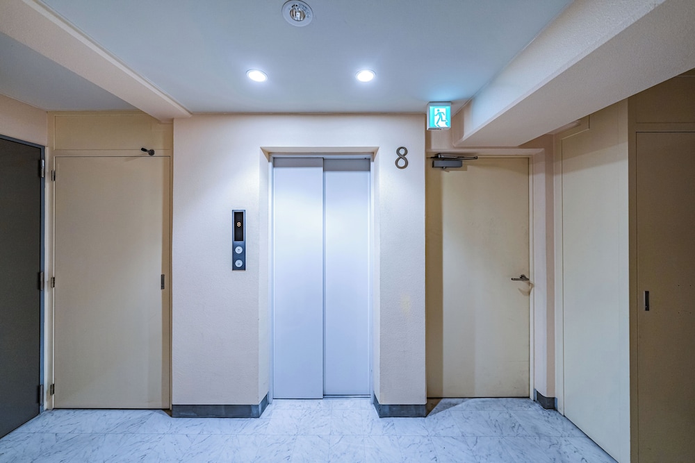 廊下1 | Label 01 Dotonbori Aparthotel