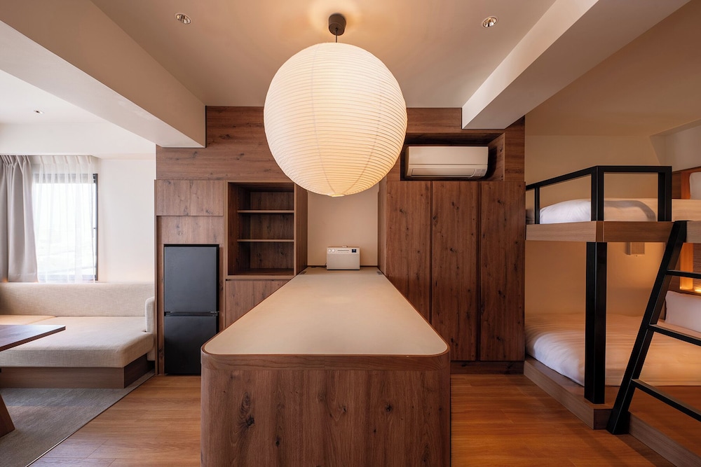 デラックスバンクルーム 禁煙 シティビュー 客室2 | ザ・ワンファイブ大阪新世界