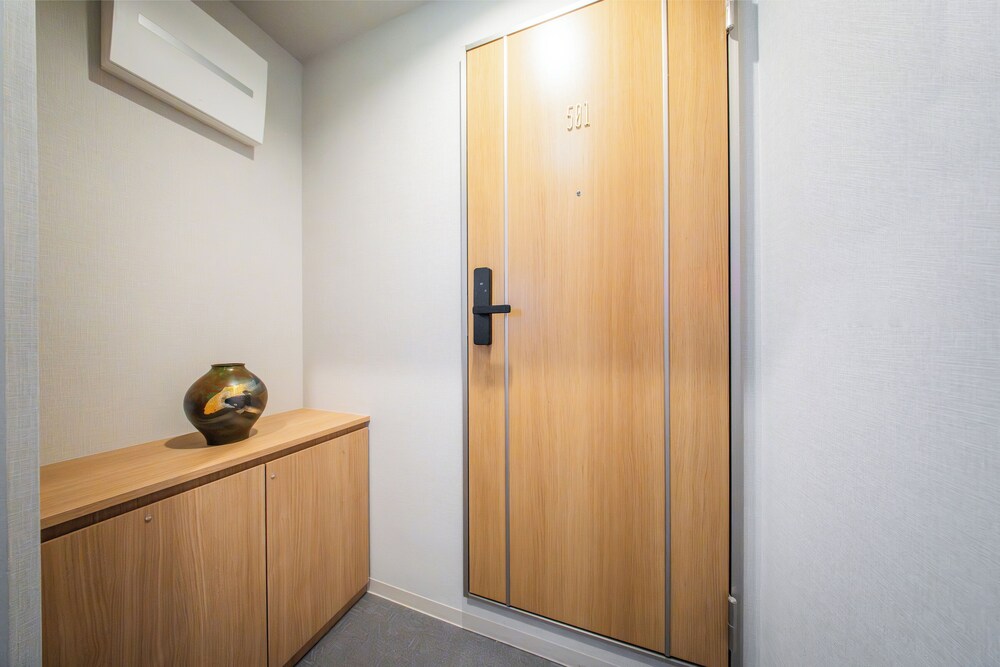 スーペリア スイート 2 ベッドルーム 禁煙 専用バスルーム 客室1 | MARUMI HOTEL Uguisudani
