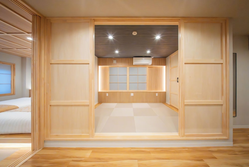ファミリー スイート 2 ベッドルーム 禁煙 専用バスルーム 客室2 | MARUMI HOTEL Uguisudani