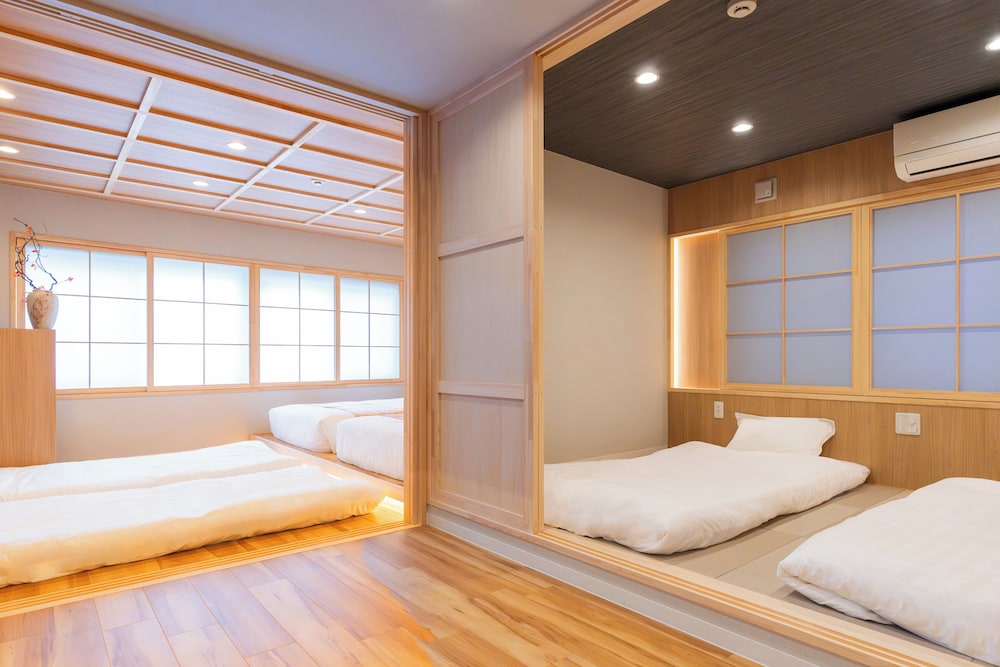 スーペリア スイート 2 ベッドルーム 禁煙 専用バスルーム 客室1 | MARUMI HOTEL Uguisudani
