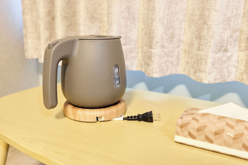 ベーシック ダブルルーム 客室内のダイニングエリア0 | Shinsaibashi Cozy House