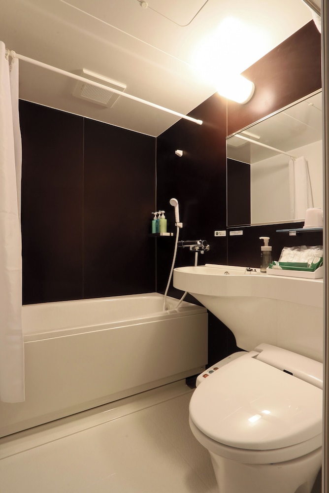 コンフォート ツインルーム 禁煙 バスルーム0 | ホテルルートイン大牟田