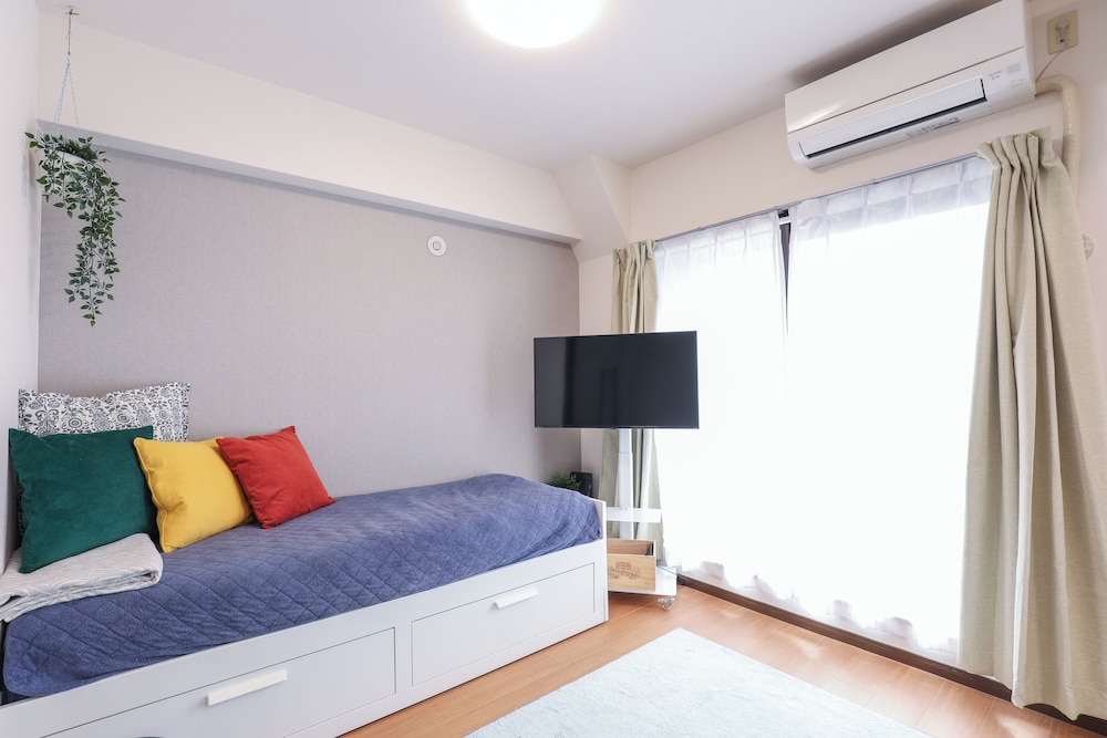 アパートメント ダブルベッド 1 台ソファーベッド付き 禁煙 リビング エリア2 | グランデエス　天神