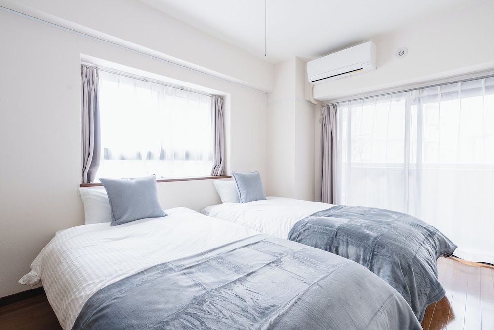 スタンダード ツインルーム バルコニー 客室1 | グランデエス　天神