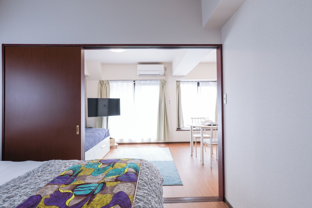 アパートメント ダブルベッド 1 台ソファーベッド付き 禁煙 客室5 | グランデエス　天神