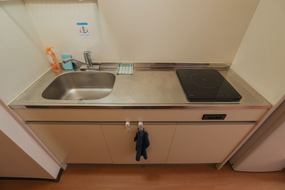 アパートメント ダブルベッド 1 台ソファーベッド付き 禁煙 専用キッチン3 | グランデエス　天神