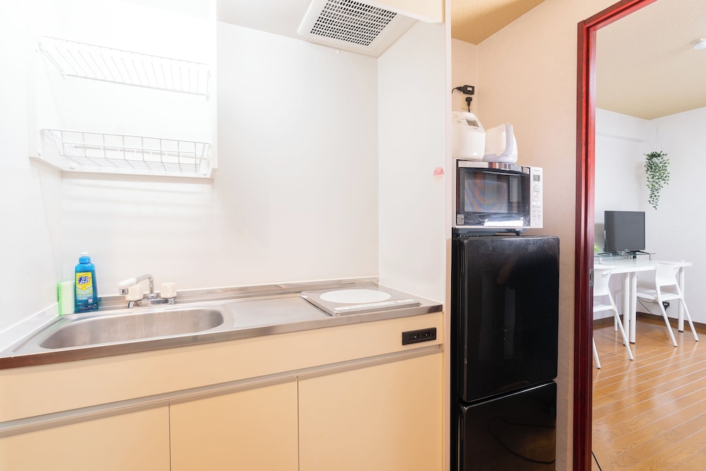 ダブルルーム バルコニー 専用キッチン1 | グランデエス　天神