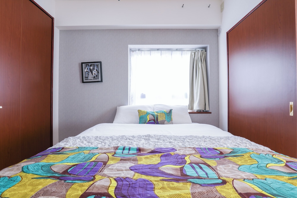 アパートメント ダブルベッド 1 台ソファーベッド付き 禁煙 客室3 | グランデエス　天神