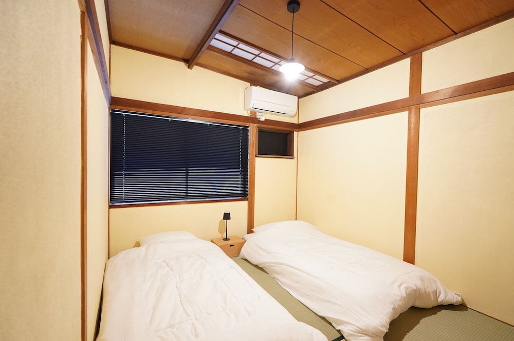 エコノミー ツインルーム 客室2 | 宿屋GONDO aioi