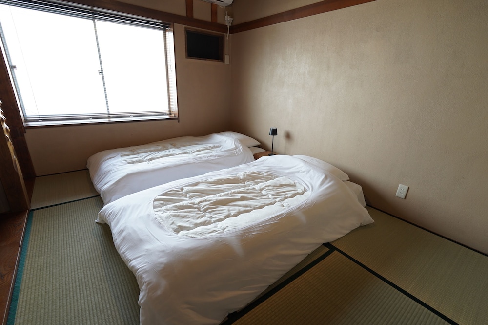 スタンダード ツインルーム 客室7 | 宿屋GONDO aioi