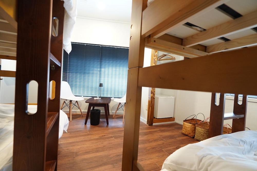 4 人部屋 客室1 | 宿屋GONDO aioi