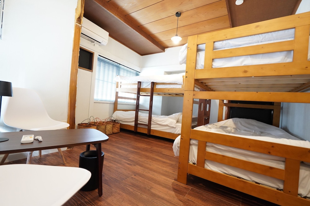 4 人部屋 客室2 | 宿屋GONDO aioi