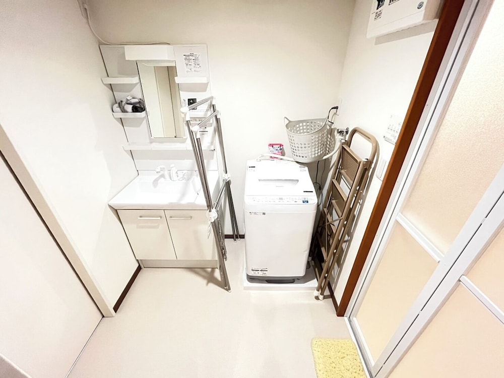 ファミリー アパートメント シティビュー 内装2 | Rianna輝国