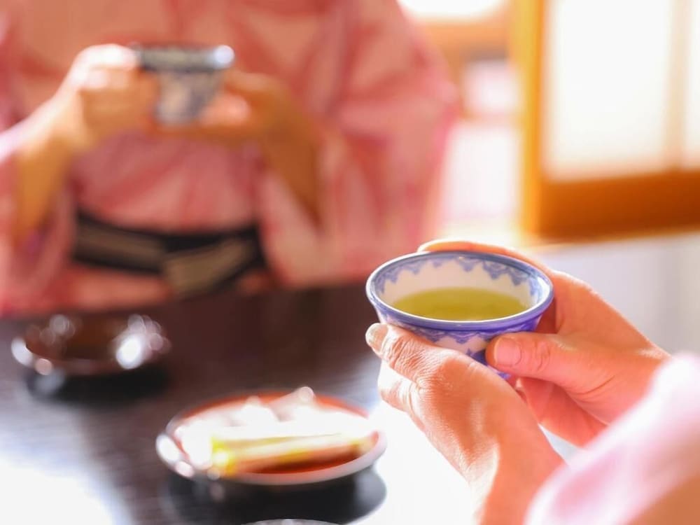 スタンダード 4 人部屋 禁煙 専用バスルーム 客室3 | 信州安曇野穂高温泉郷 旅館 山のたこ平