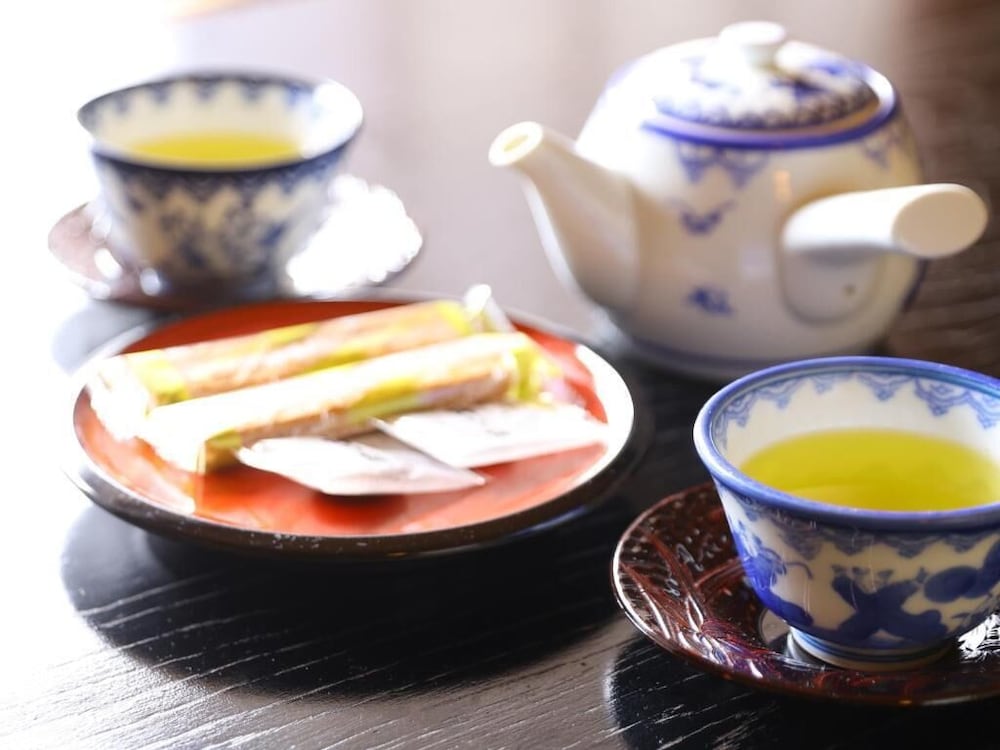 スタンダード 4 人部屋 禁煙 専用バスルーム ミニバー0 | 信州安曇野穂高温泉郷 旅館 山のたこ平