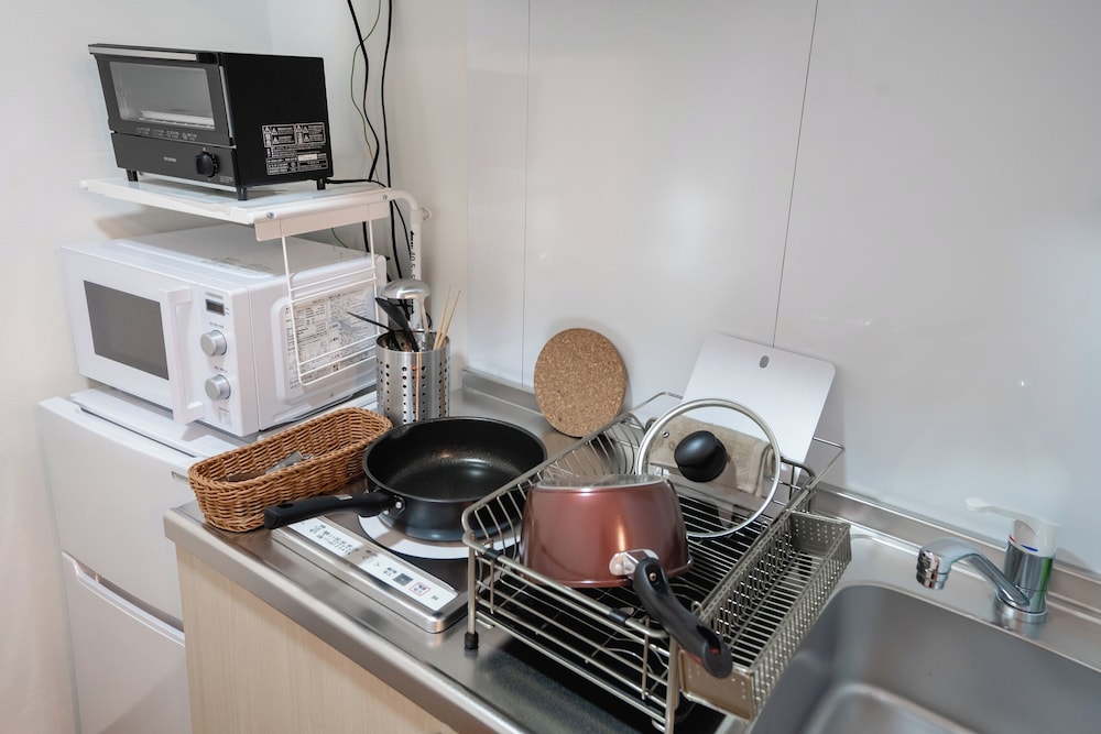 ファミリー トリプルルーム 専用キッチン1 | Coto