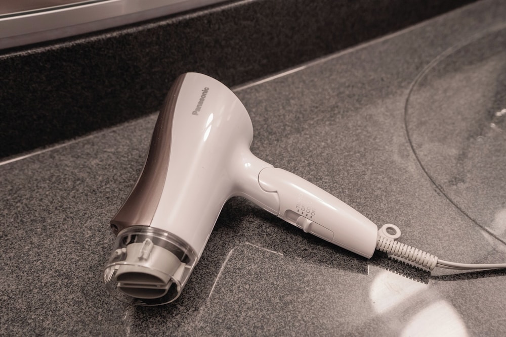 ファミリー トリプルルーム バスルームの設備1 | Coto