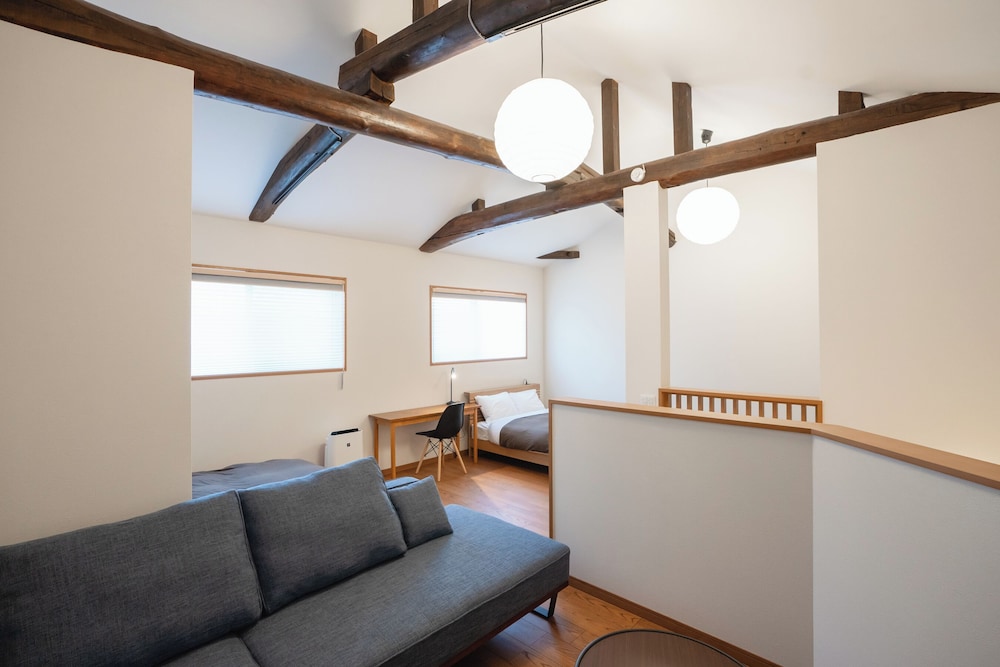 ファミリー トリプルルーム 内装3 | Coto