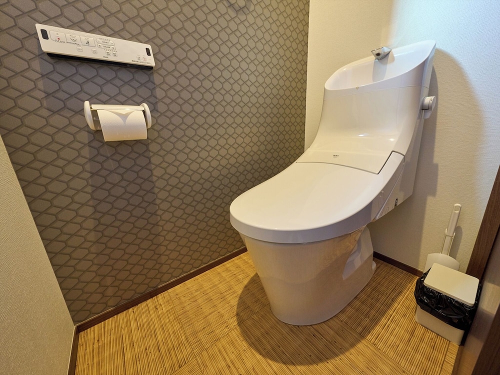 ベーシック アパートメント バスルーム9 | 宿家 浅草 こけし庵