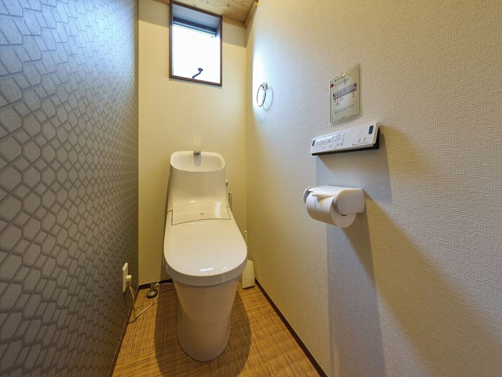 ベーシック アパートメント バスルーム5 | 宿家 浅草 こけし庵