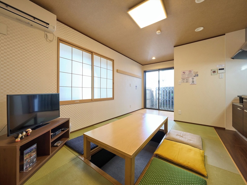 宿家 浅草 こけし庵