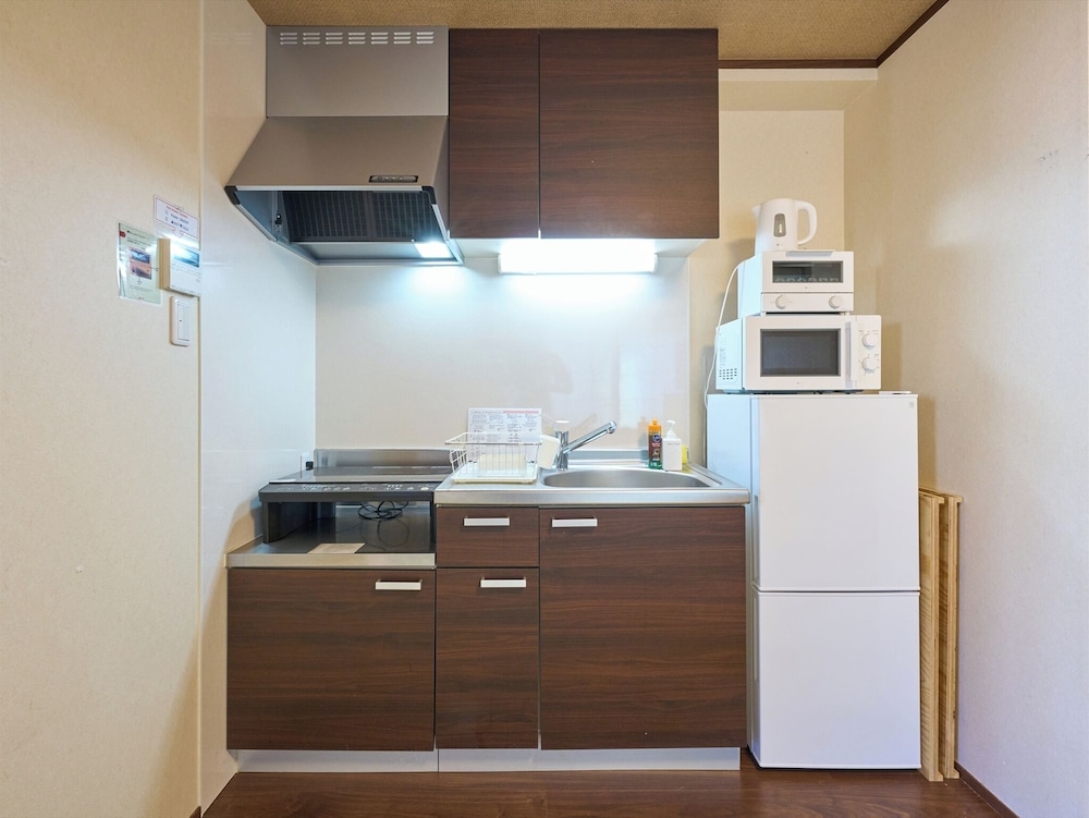 ベーシック アパートメント 専用キッチン9 | 宿家 浅草 こけし庵