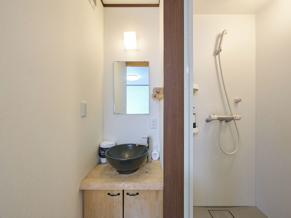 ベーシック アパートメント 客室14 | 宿家 浅草 こけし庵