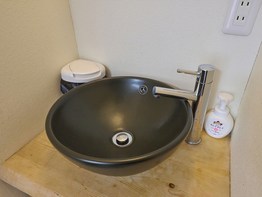 ベーシック アパートメント バスルーム4 | 宿家 浅草 こけし庵