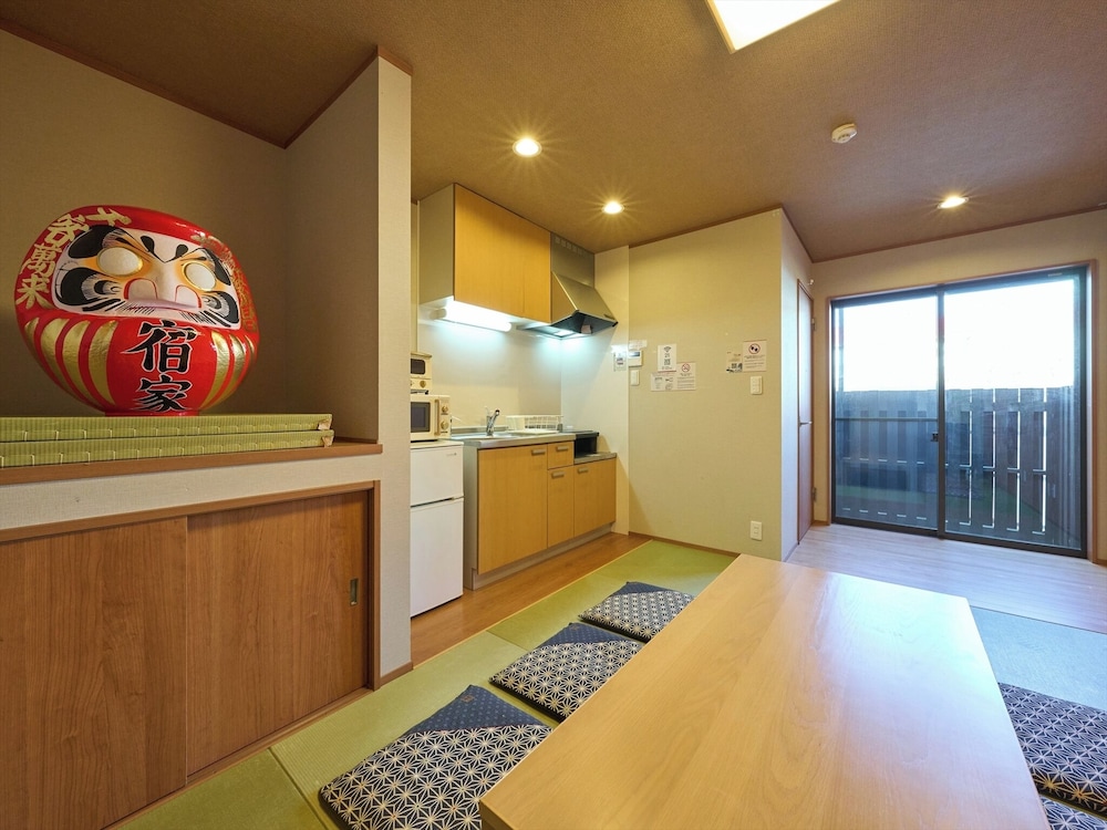 ベーシック アパートメント リビング エリア11 | 宿家 浅草 だるま庵