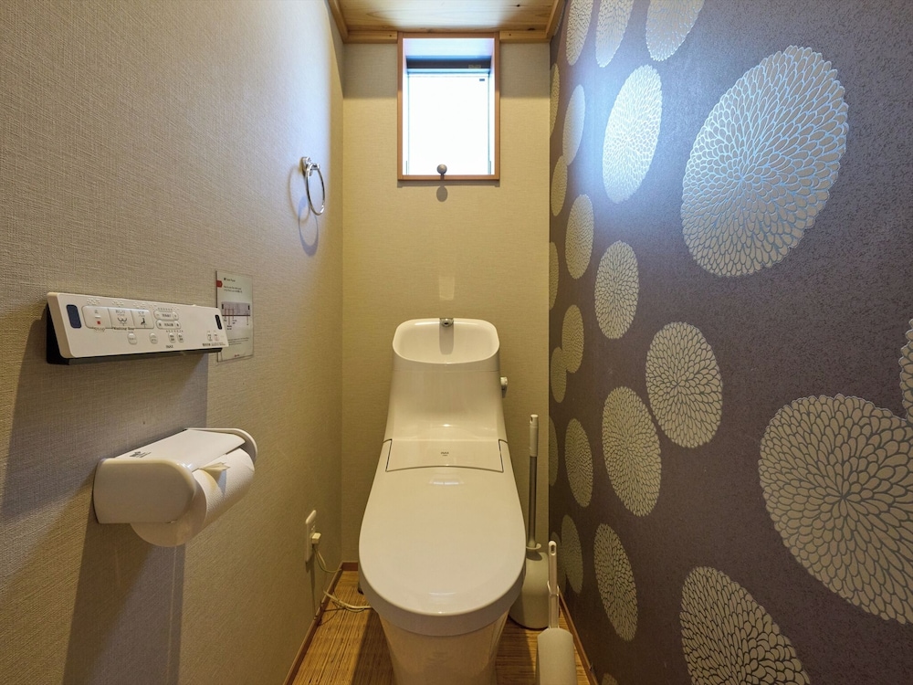 ベーシック アパートメント バスルーム2 | 宿家 浅草 だるま庵