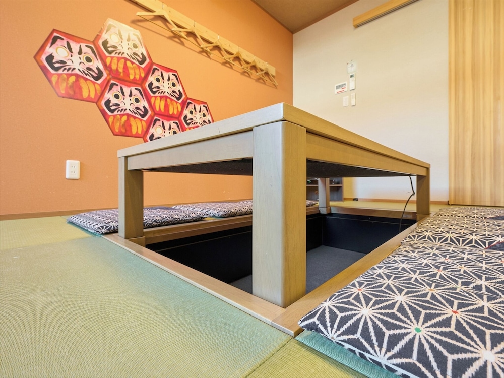 ベーシック アパートメント リビング エリア1 | 宿家 浅草 だるま庵