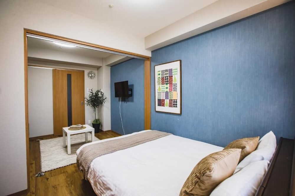 プレミアム アパートメント バルコニー シティビュー 客室3 | R Residences Namba South 1