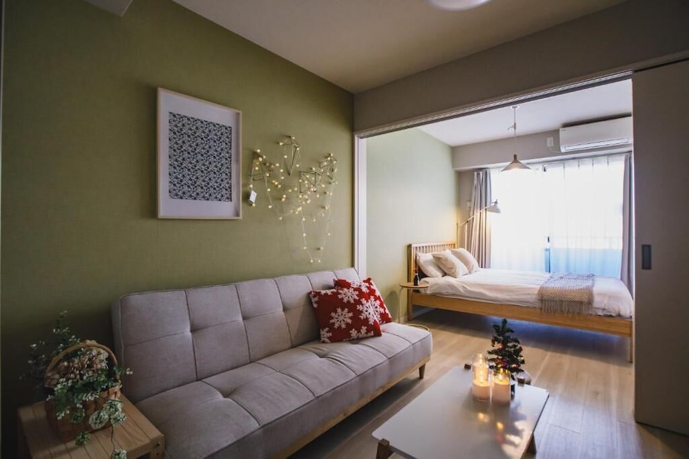 プレミアム アパートメント バルコニー シティビュー リビング エリア0 | R Residences Namba South 1