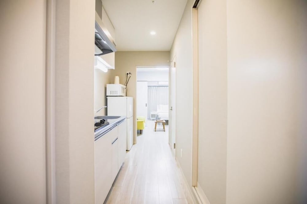 プレミアム アパートメント バルコニー シティビュー 内装0 | R Residences Namba South 1