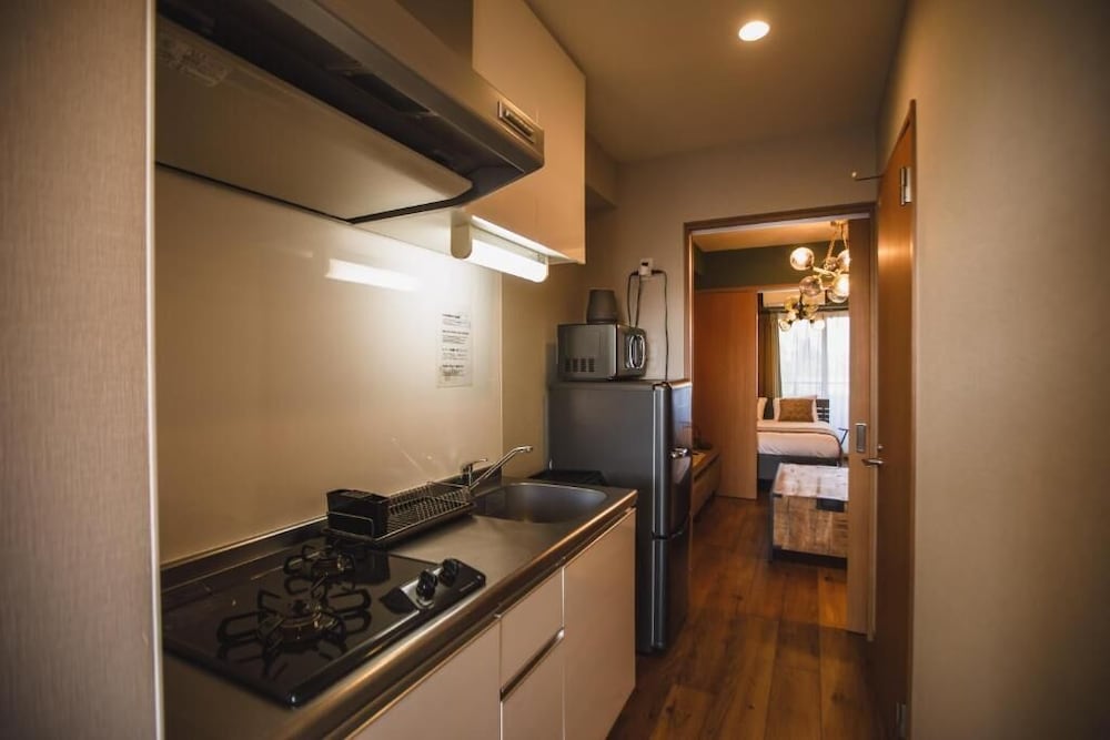 プレミアム アパートメント バルコニー シティビュー 専用キッチン0 | R Residences Namba South 1
