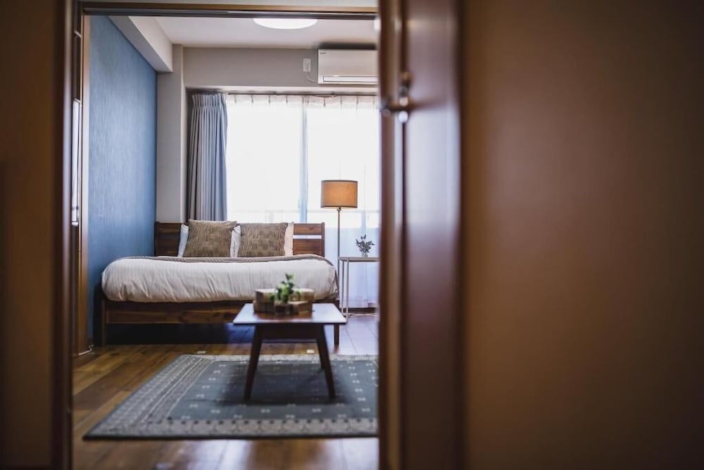 プレミアム アパートメント バルコニー シティビュー 客室3 | R Residences Namba South 1