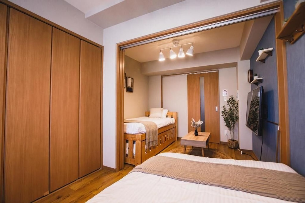 プレミアム アパートメント バルコニー シティビュー 客室4 | R Residences Namba South 1