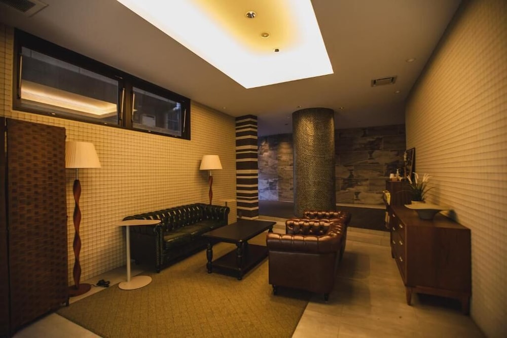 プレミアム アパートメント バルコニー シティビュー 内装0 | R Residences Namba South 1